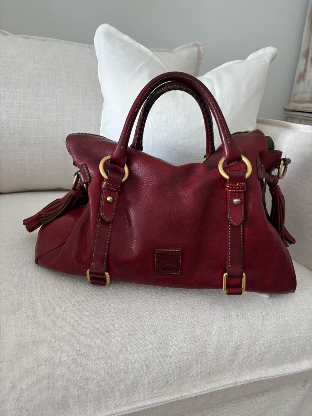 🍃🦋 Dooney & Bourke Bordeaux Red Leather Large Satchel with Gold Hardware